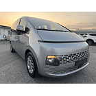 HYUNDAI STARIA 2022 / 2WD / DIESEL 2.5 / 9SEATS  1