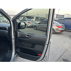 HYUNDAI STARIA 2022 / 2WD / DIESEL 2.5 / 9SEATS  12