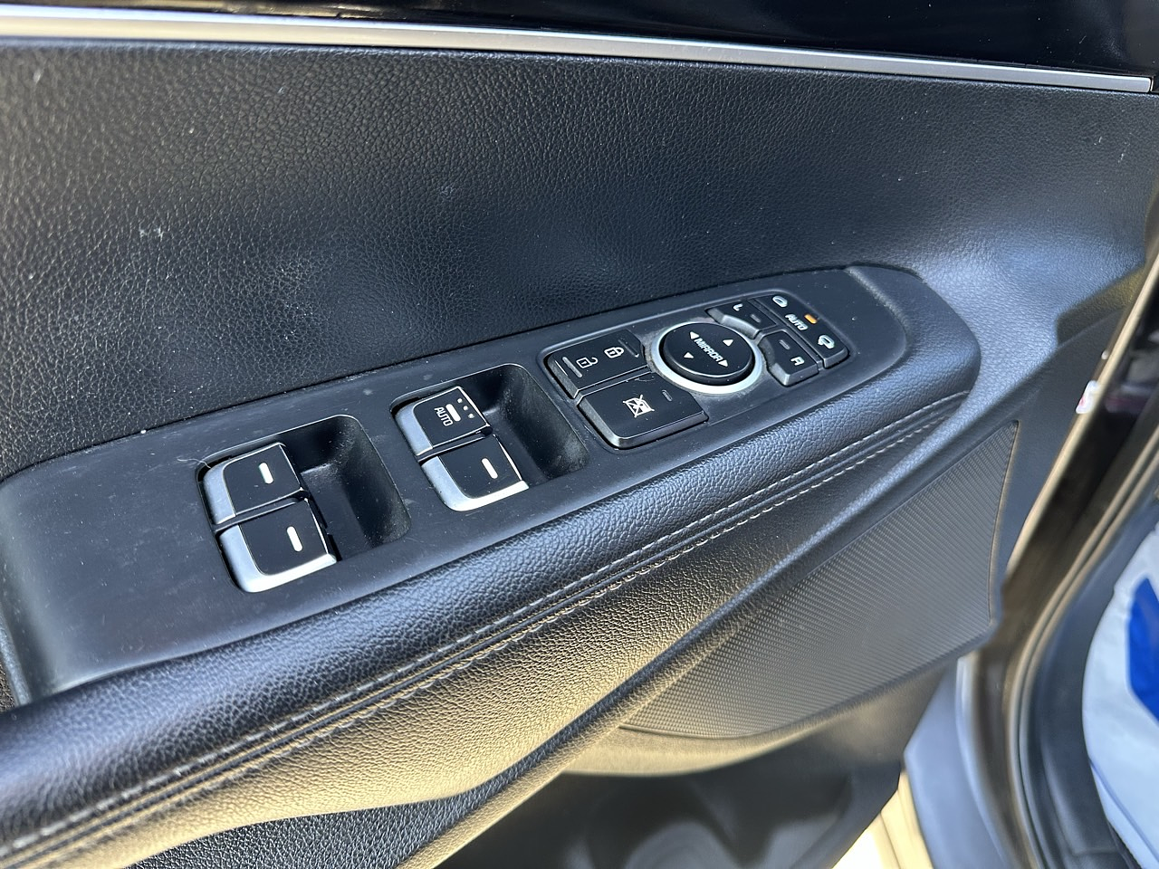  KIA SORENTO 2019 / CAMARA R / 7 PASAJEROS  / DIESEL 2.0  / 2WD  12