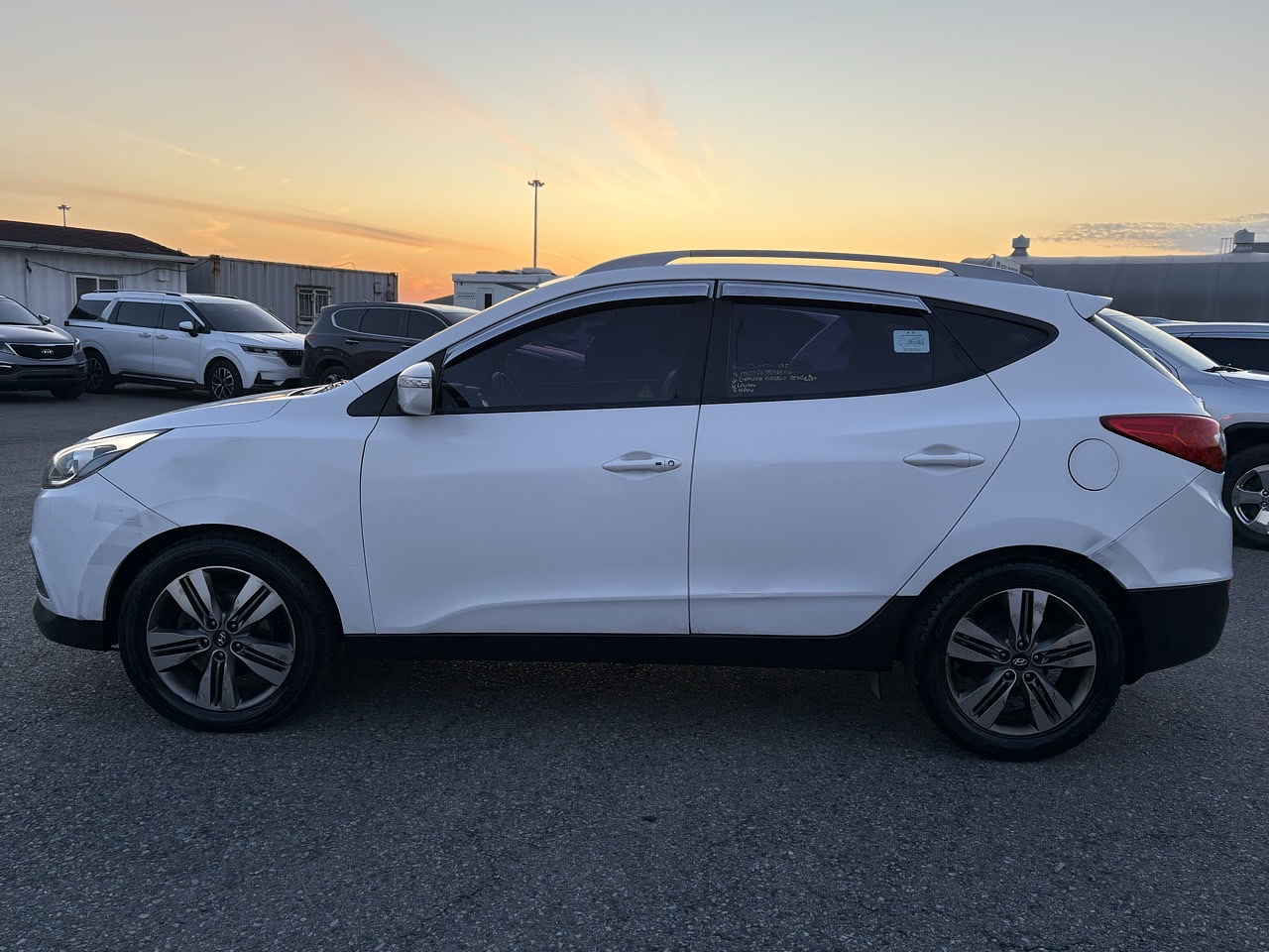 HYUNDAI TUCSON 2014 / DIESEL / 2.0 CC / 4WD 8