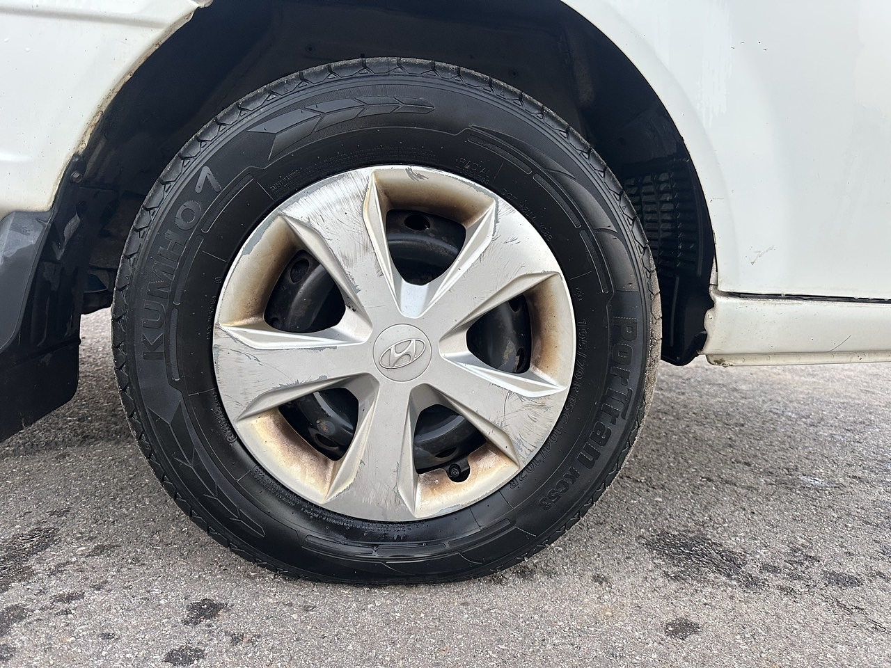 HYUNDAI PORTER 2014 / DOBLE CABINA / MECANICA / DIESEL 2.5 25