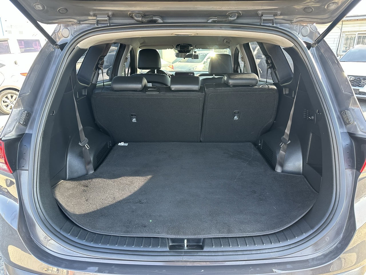 HYUNDAI SANTAFE 2021 / CAMARA R / AUTOMATICO / DIESEL / 7PASAJEROS 27