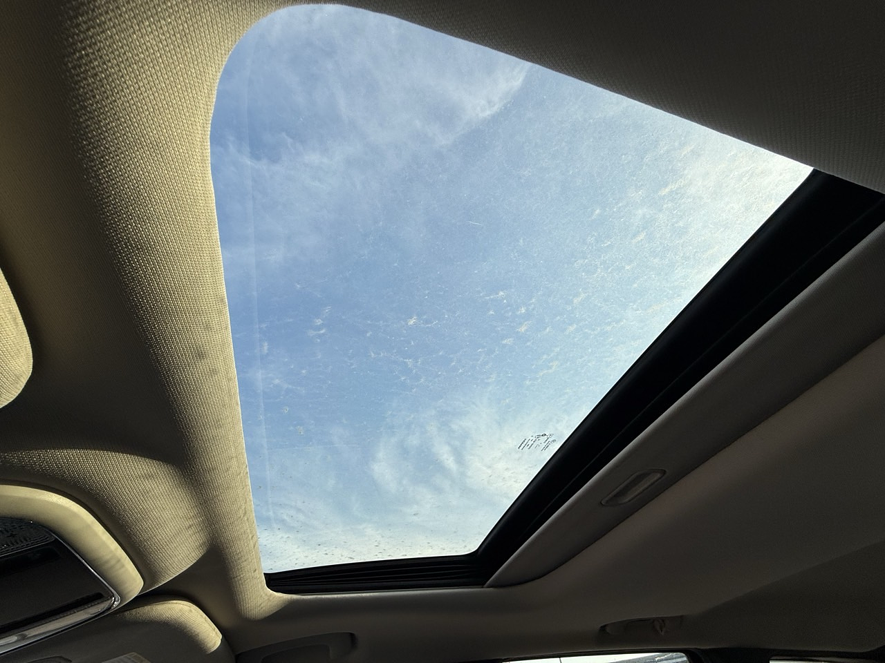 JEEP CHEROKEE 2012 / DIESEL3.0/ SUNROOF/ R.CAM / 4WD 30