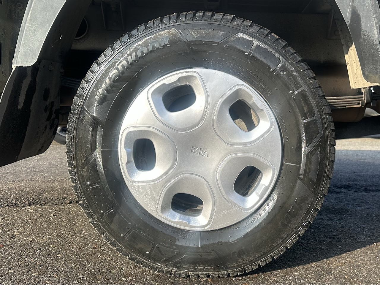 KIA BONGO3 2020 1.2T / CAMARA R / MECANICO / DIESEL 2.5 28