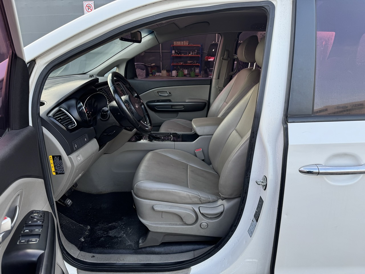 KIA ALL NEW CARNIVAL 2016 / 9PASAJEROS / DIESEL / SMART KEY 8