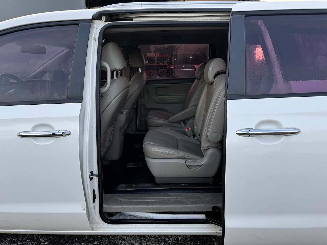 KIA ALL NEW CARNIVAL 2016 / 9PASAJEROS / DIESEL / SMART KEY 9