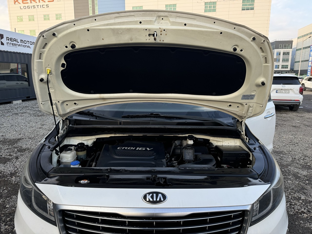 KIA ALL NEW CARNIVAL 2016 / 9PASAJEROS / DIESEL / SMART KEY 28