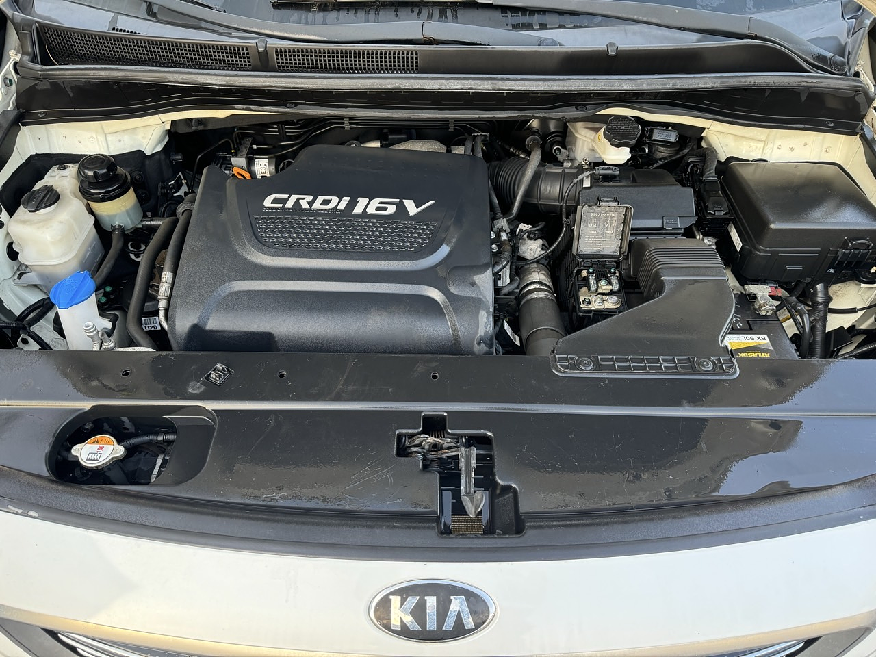 KIA ALL NEW CARNIVAL 2016 / 9PASAJEROS / DIESEL / SMART KEY 29