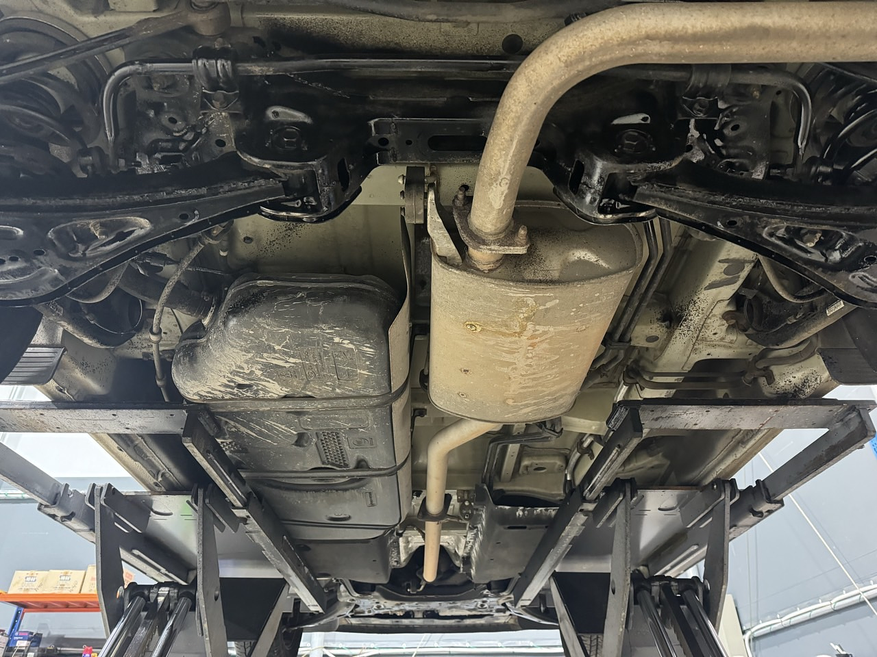 KIA ALL NEW CARNIVAL 2016 / 9PASAJEROS / DIESEL / SMART KEY 32