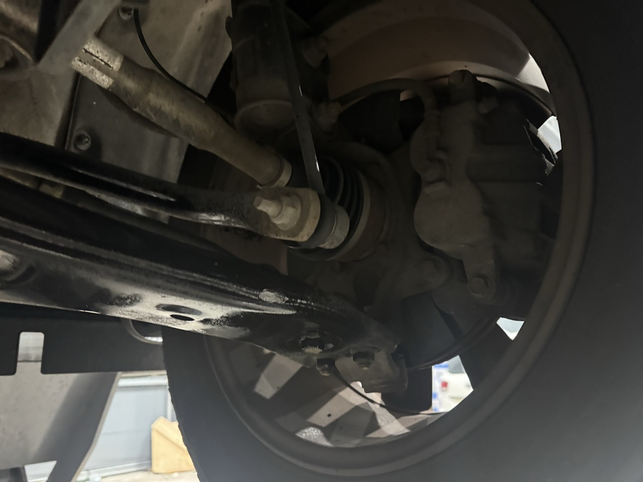 KIA ALL NEW CARNIVAL 2016 / 9PASAJEROS / DIESEL / SMART KEY 34