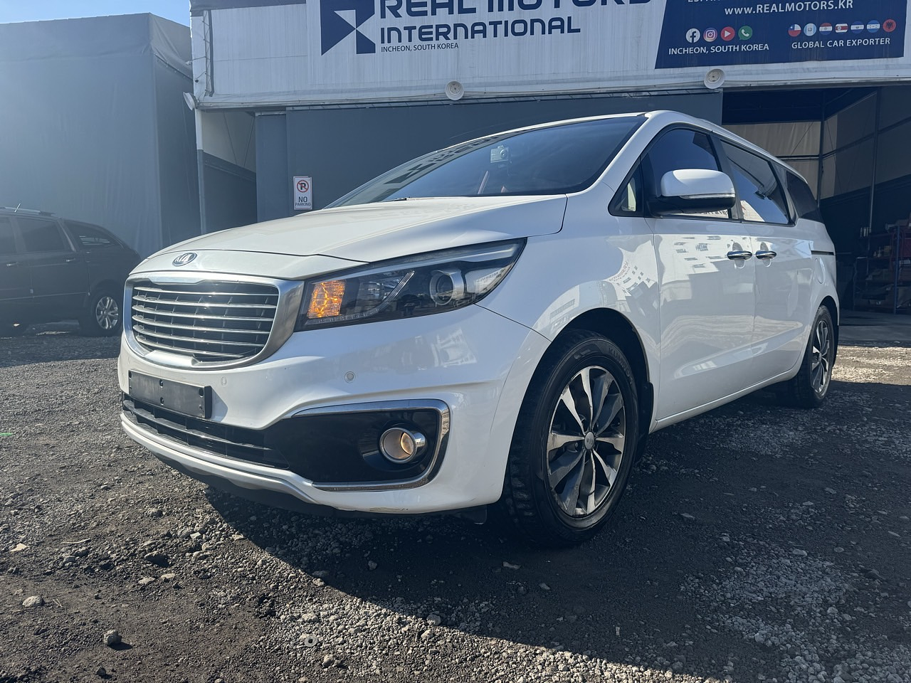 KIA ALL NEW CARNIVAL 2016 / 9PASAJEROS / PANTALLA / DIESEL 1