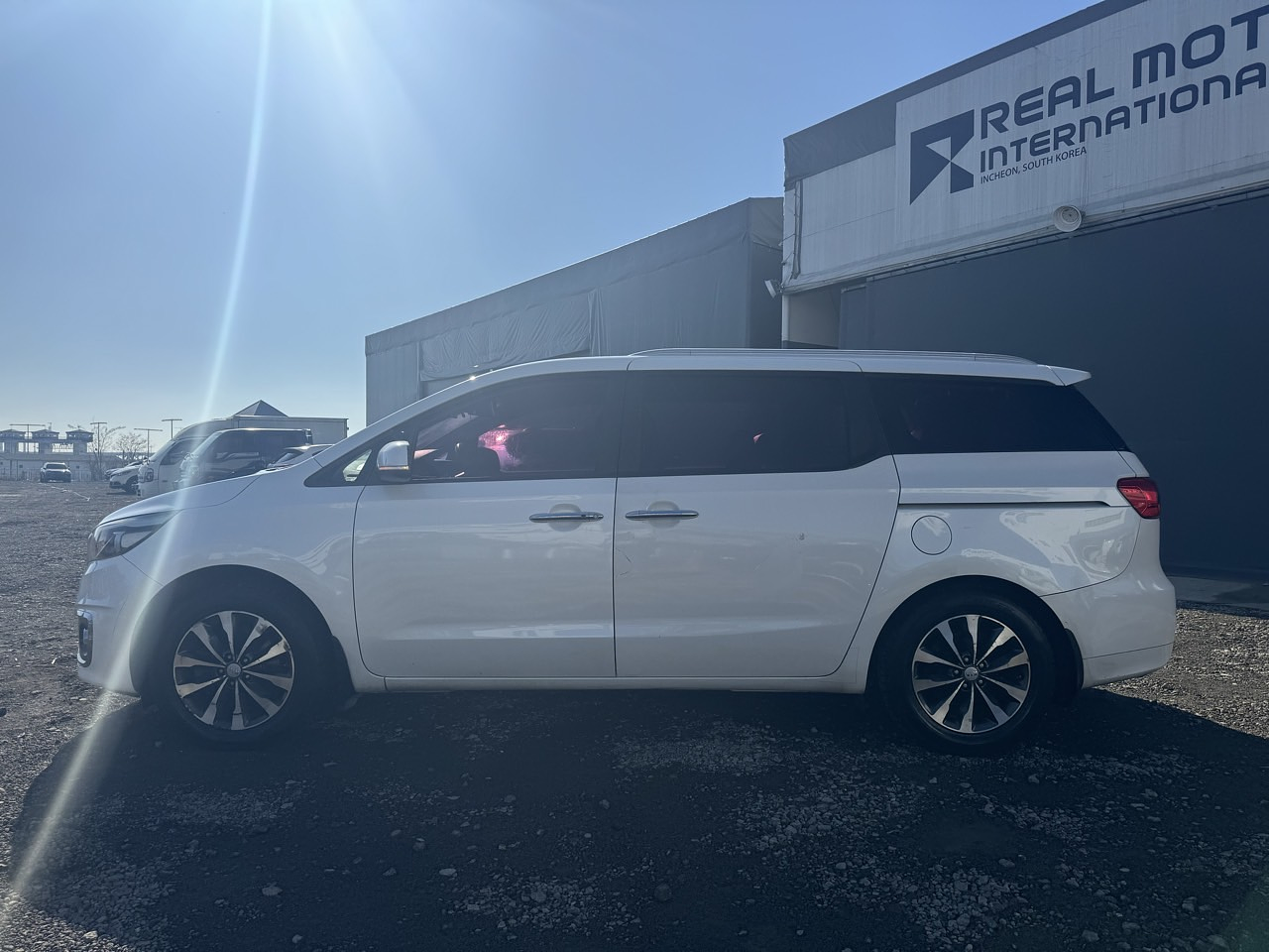 KIA ALL NEW CARNIVAL 2016 / 9PASAJEROS / PANTALLA / DIESEL 2