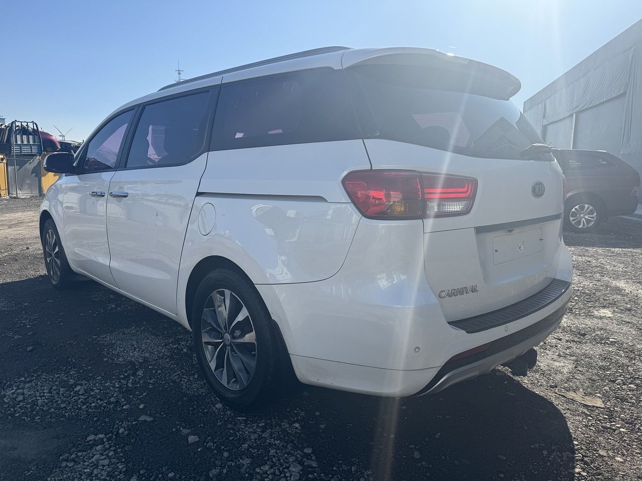 KIA ALL NEW CARNIVAL 2016 / 9PASAJEROS / PANTALLA / DIESEL 3