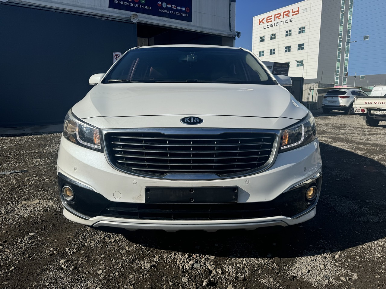 KIA ALL NEW CARNIVAL 2016 / 9PASAJEROS / PANTALLA / DIESEL 8