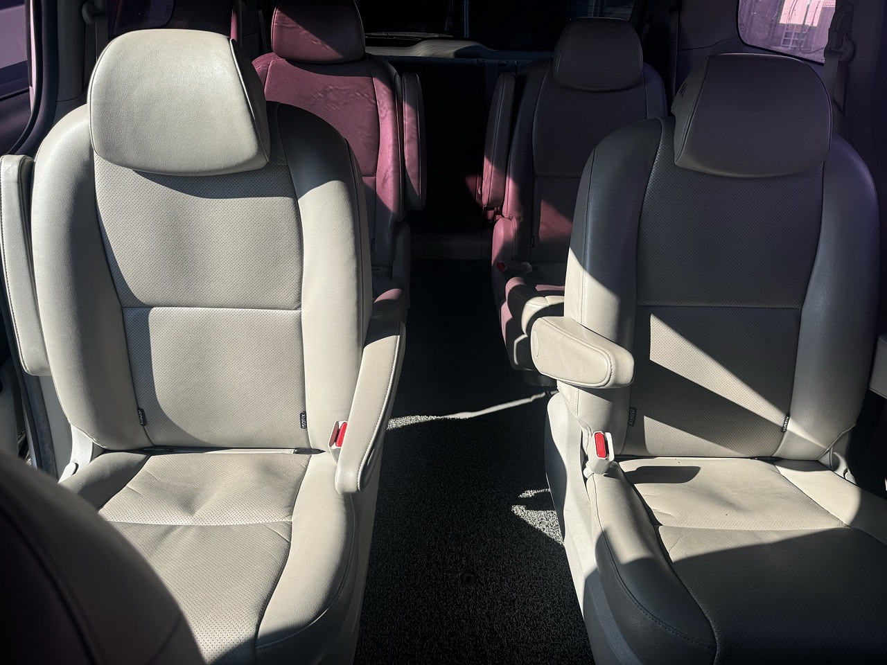 KIA ALL NEW CARNIVAL 2016 / 9PASAJEROS / PANTALLA / DIESEL 23