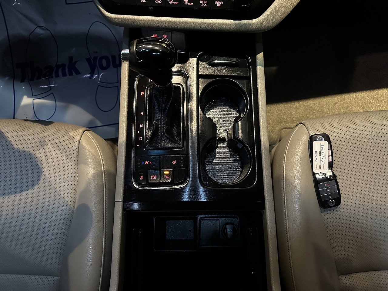 KIA ALL NEW CARNIVAL 2016 / 9PASAJEROS / DIESEL / PUERTA ELECTRICA  26