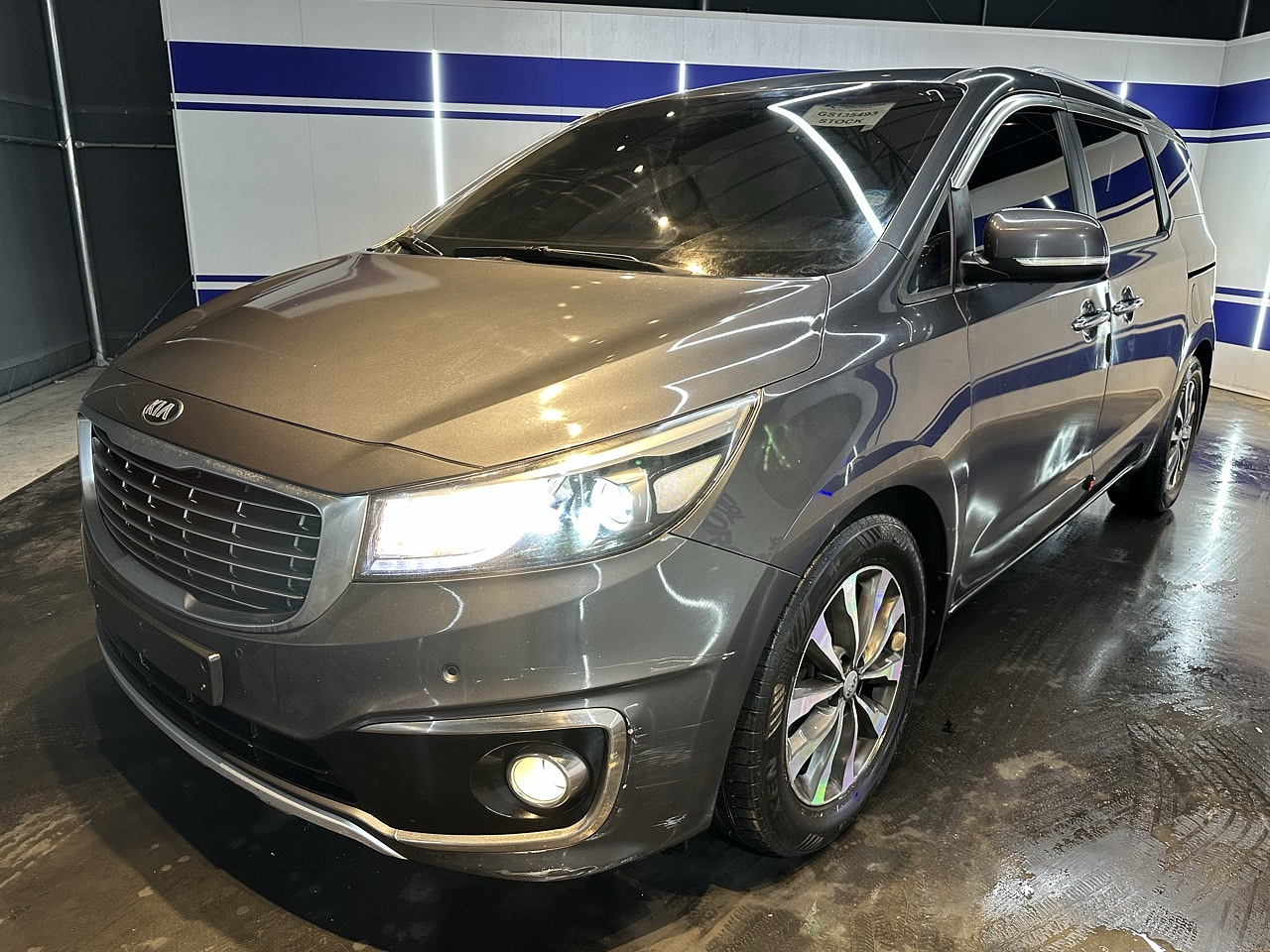 KIA ALL NEW CARNIVAL 2016 / 9PASAJEROS / DIESEL / PUERTA ELECTRICA  1