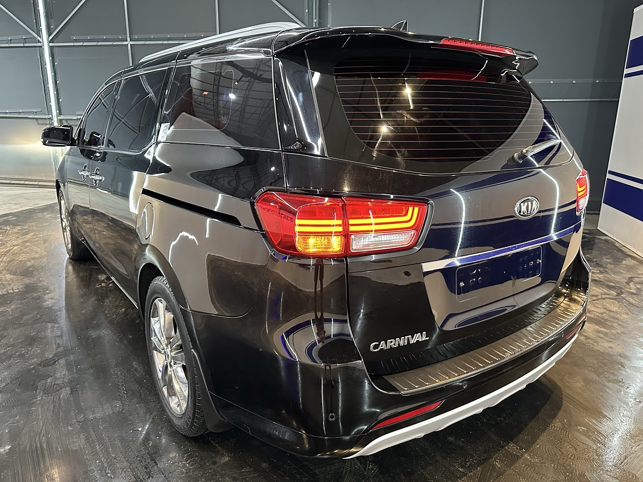 KIA ALL NEW CARNIVAL 2017 / SMART KEY / R CAMARA / SUNROOF 5