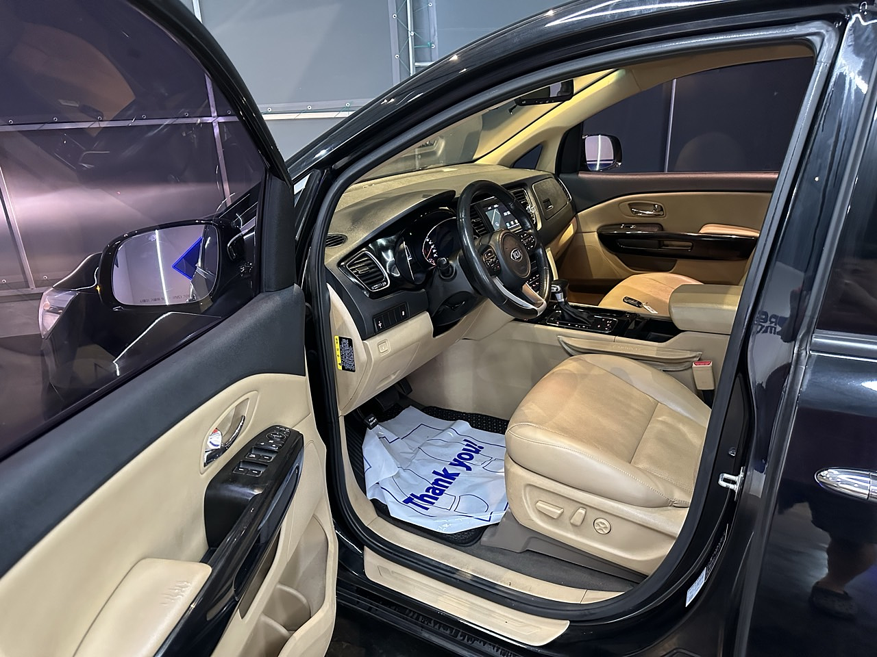 KIA ALL NEW CARNIVAL 2017 / SMART KEY / R CAMARA / SUNROOF 10