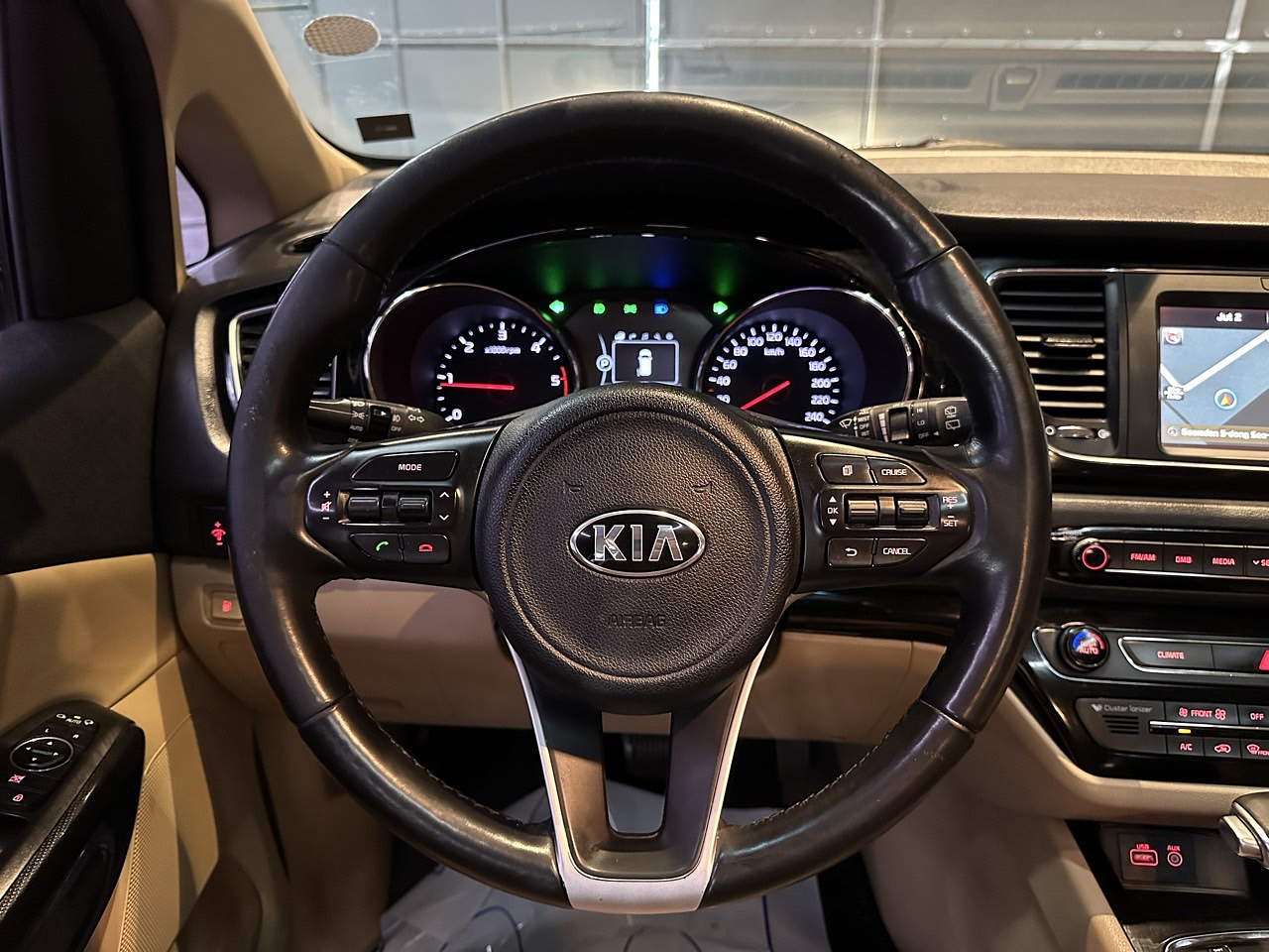 KIA ALL NEW CARNIVAL 2017 / SMART KEY / R CAMARA / SUNROOF 18