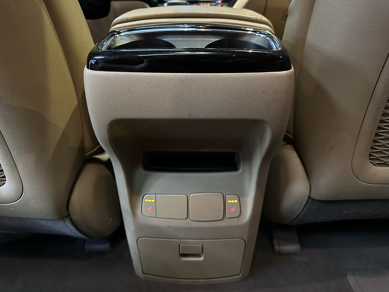 KIA ALL NEW CARNIVAL 2017 / SMART KEY / R CAMARA / SUNROOF 23