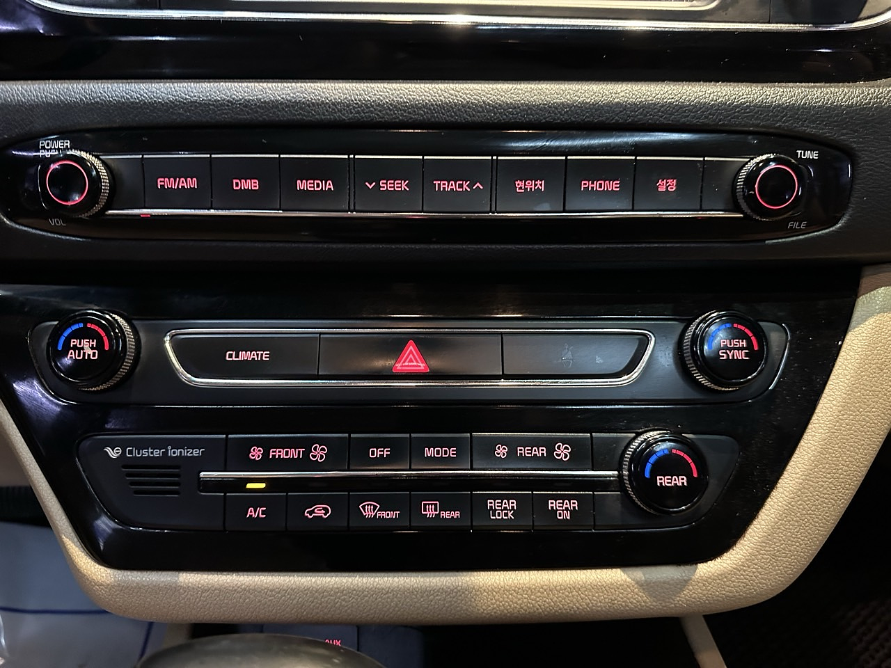 KIA ALL NEW CARNIVAL 2017 / SMART KEY / R CAMARA / SUNROOF 21