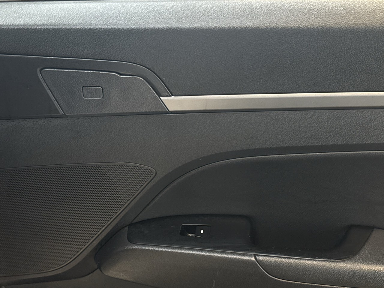 HYUNDAI AVANTE AD 2018 / GASOLINA 1.6 24