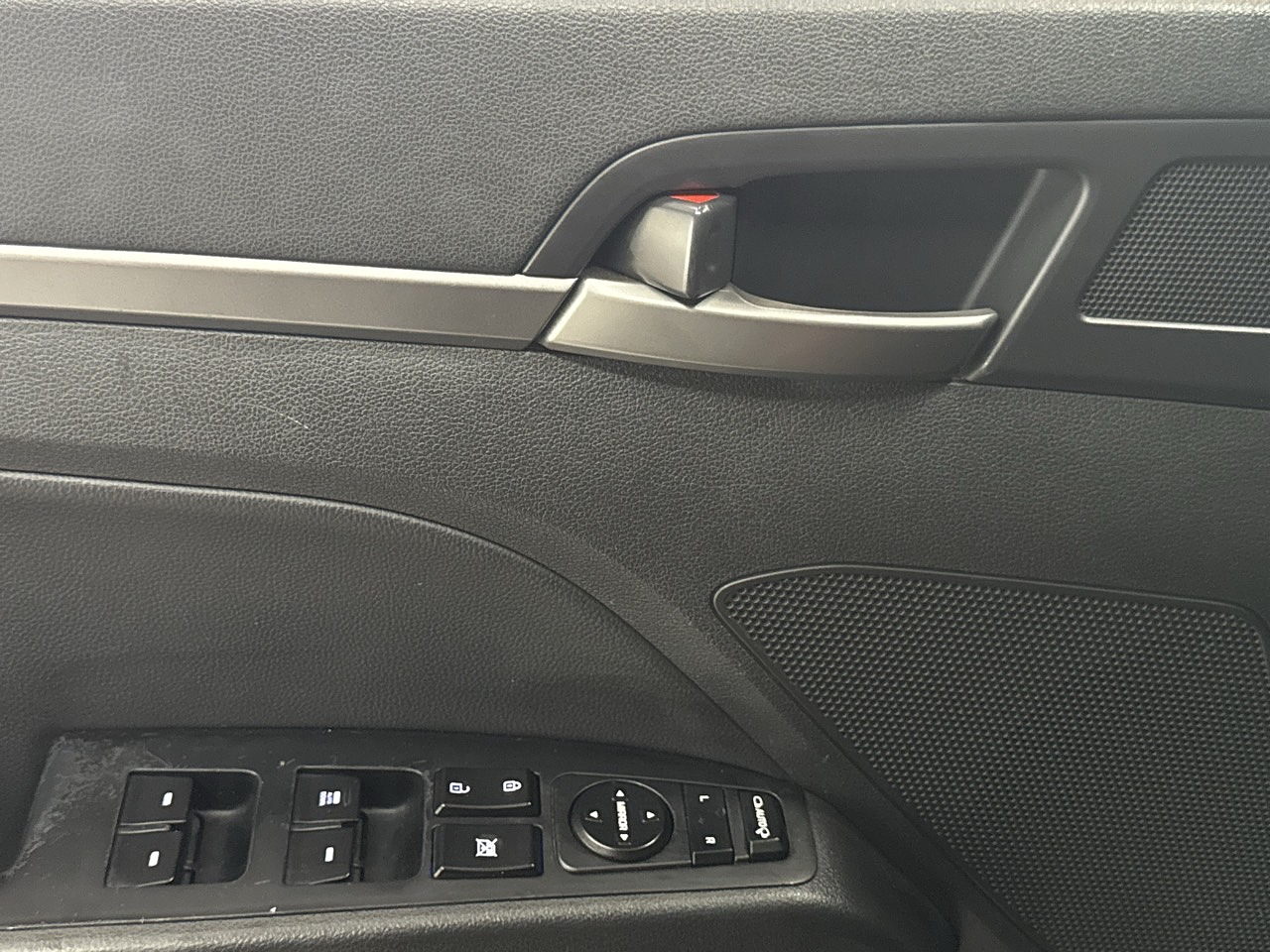 HYUNDAI AVANTE AD 2018 / GASOLINA 1.6 27