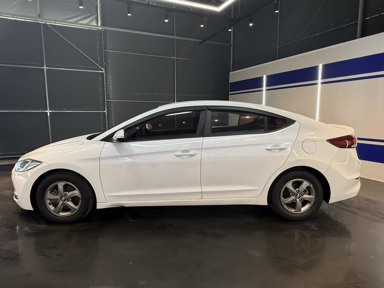 HYUNDAI AVANTE AD 2018 / GASOLINA 1.6 4