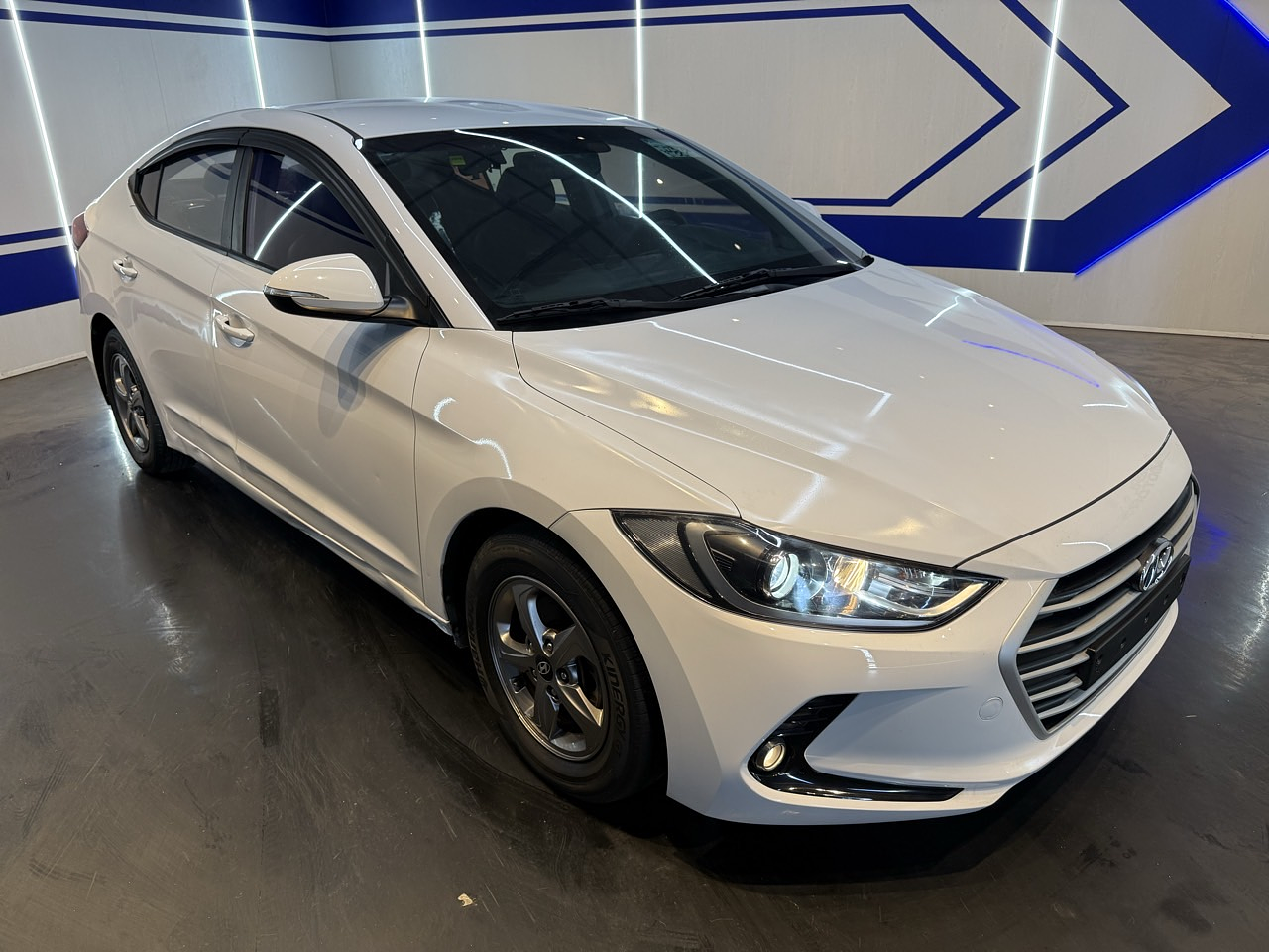 HYUNDAI AVANTE AD 2018 / GASOLINA 1.6 1