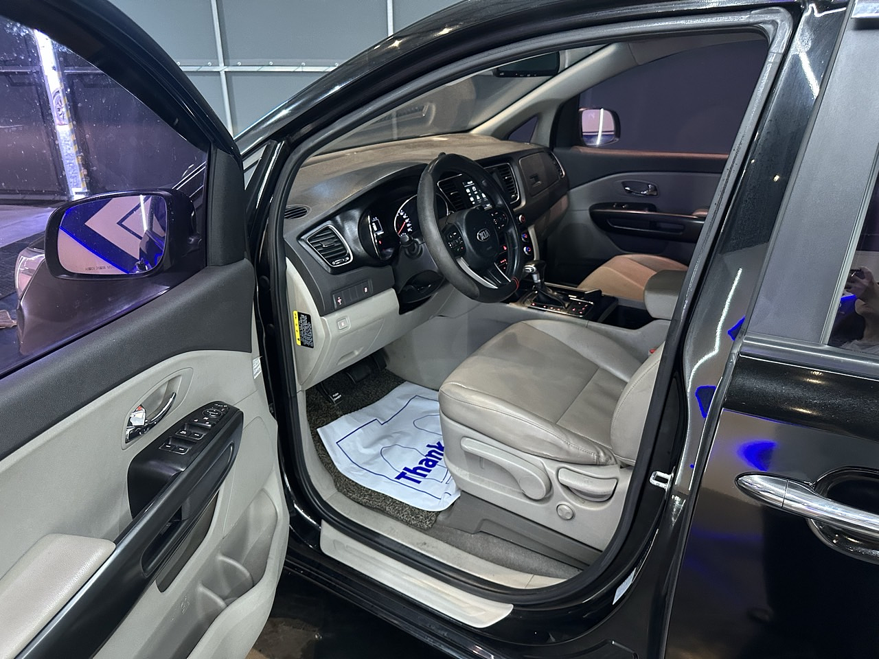 KIA ALL NEW CARNIVAL 2018 / 9PASAJEROS / DIESEL / R CAMARA / SMART KEY 10