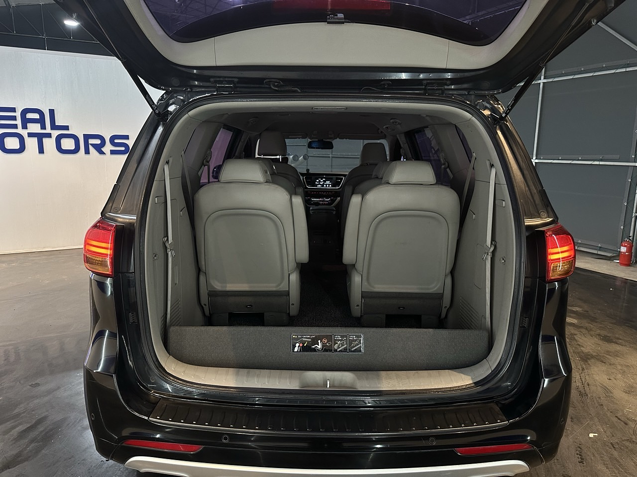 KIA ALL NEW CARNIVAL 2018 / 9PASAJEROS / DIESEL / R CAMARA / SMART KEY 22