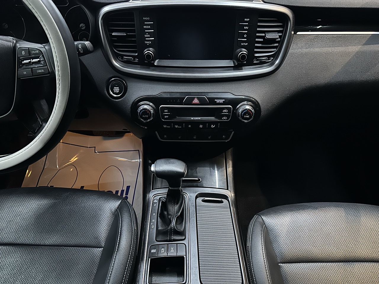 KIA SORENTO 2019 / 4WD / PANTALLA /7PASAJEROS / DIESEL 12