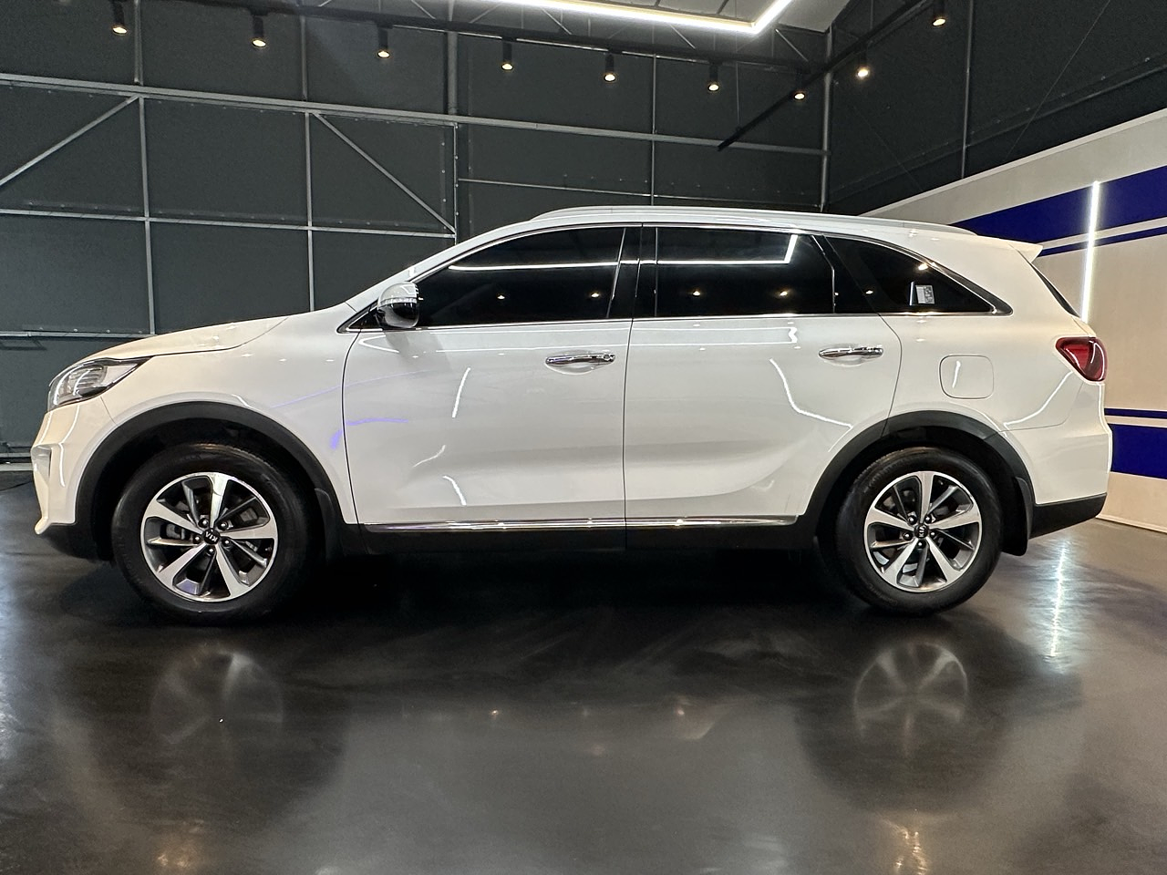 KIA SORENTO 2019 / 4WD / PANTALLA /7PASAJEROS / DIESEL 5