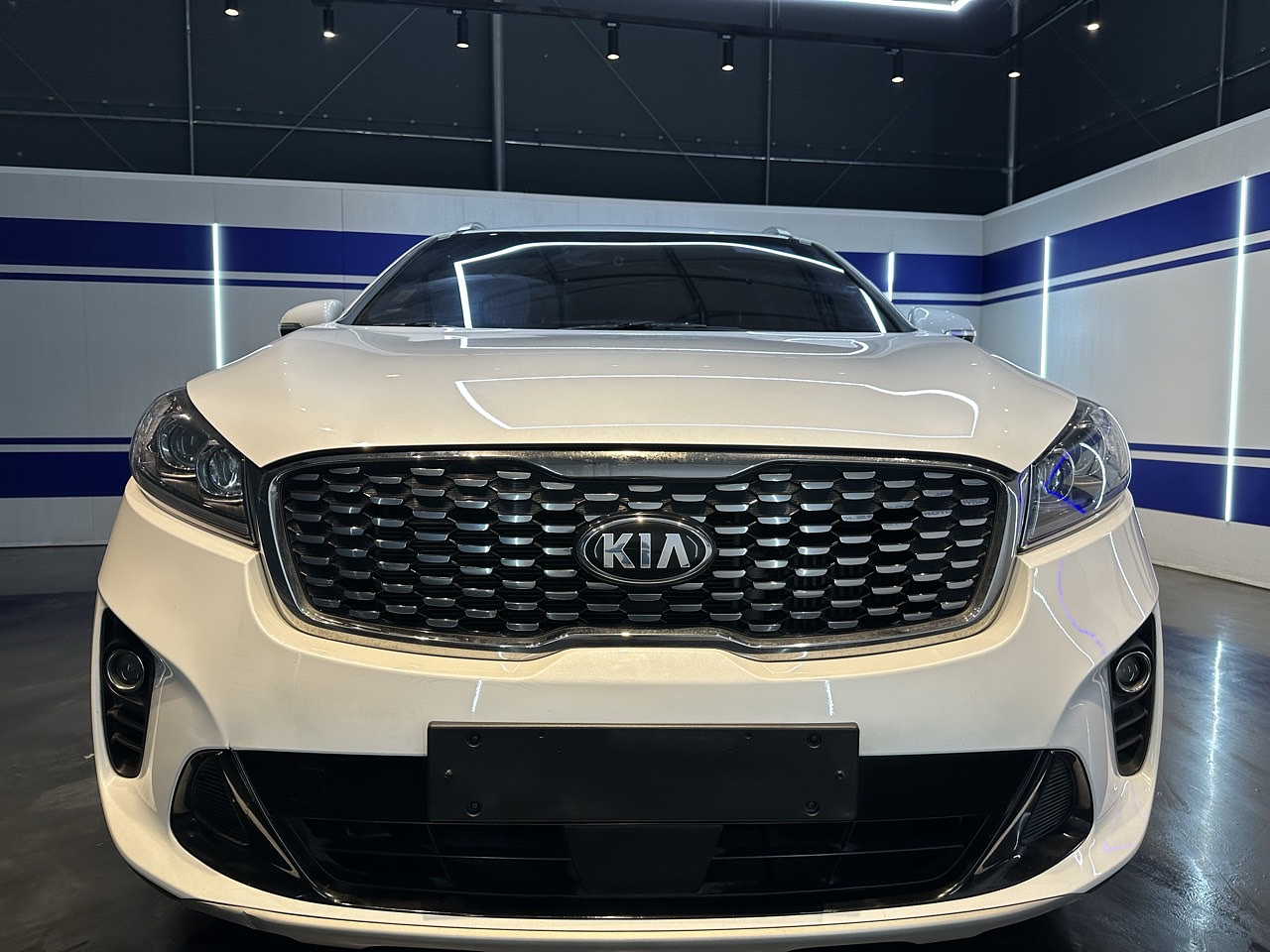 KIA SORENTO 2019 / 4WD / PANTALLA /7PASAJEROS / DIESEL 9