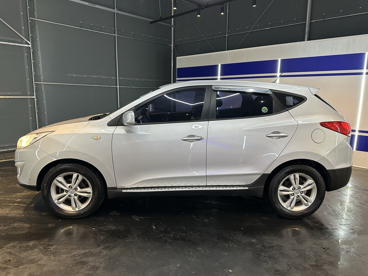 HYUNDAI TUCSON IX 2010 / DIESEL 2.0 / 2WD 6