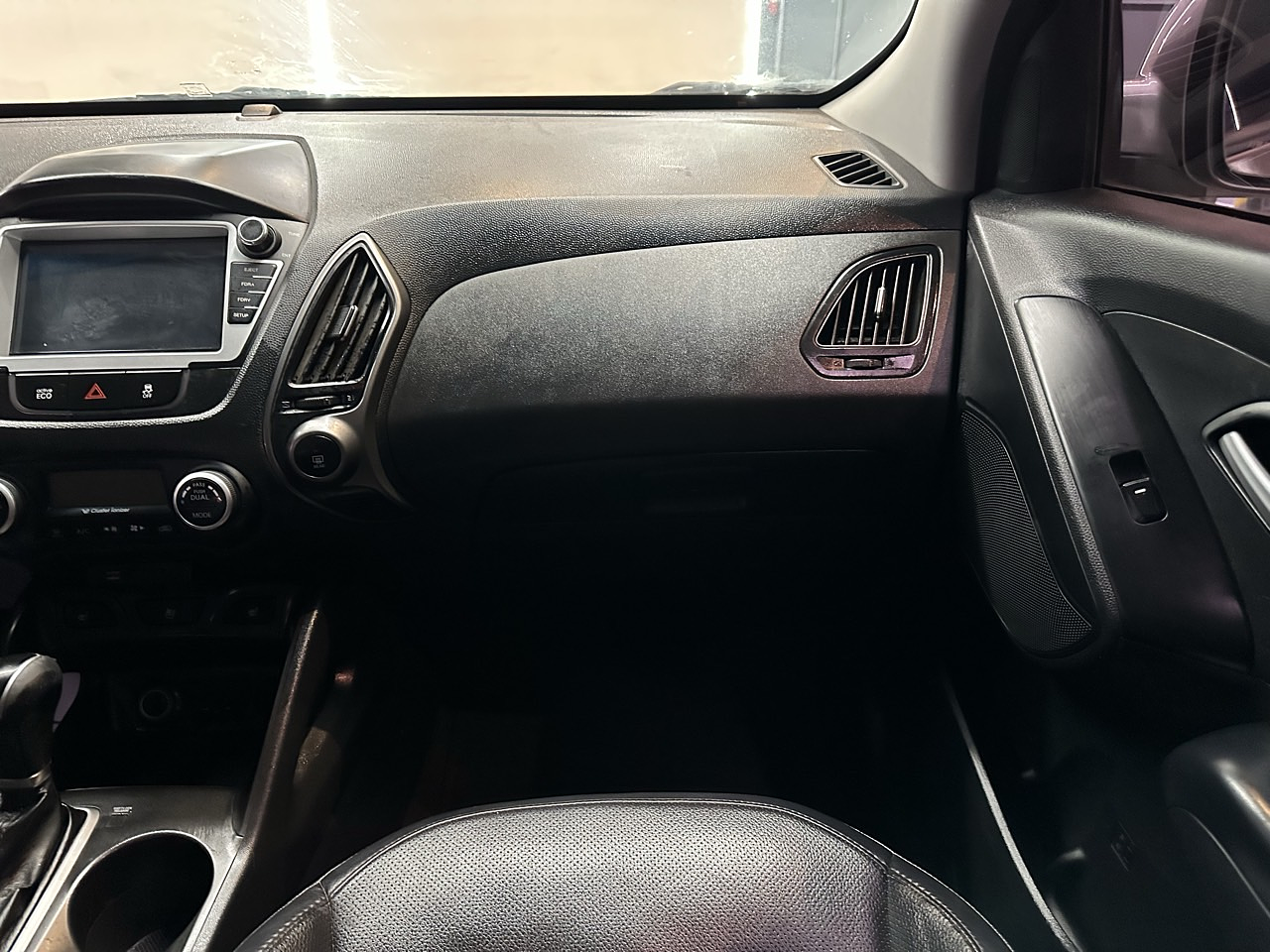 TUCSON 2014 / 4X2 / PANTALLA / AUTOMATICA / PANTALLA / DIESEL 26