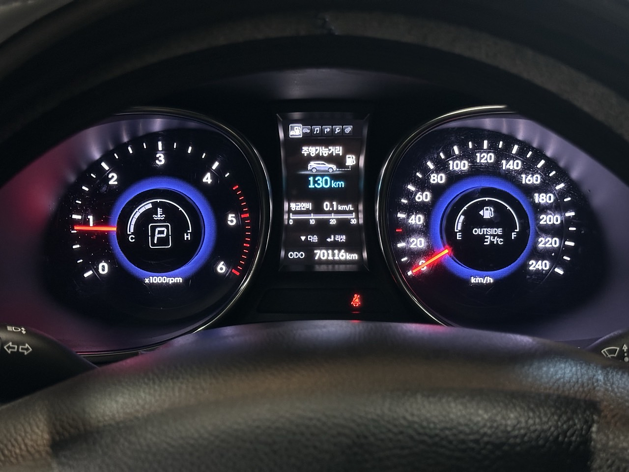 SANTAFE DM 2013 / 7PASAJEROS / 2WD / PANTALLA / DIESEL / DIESEL 11