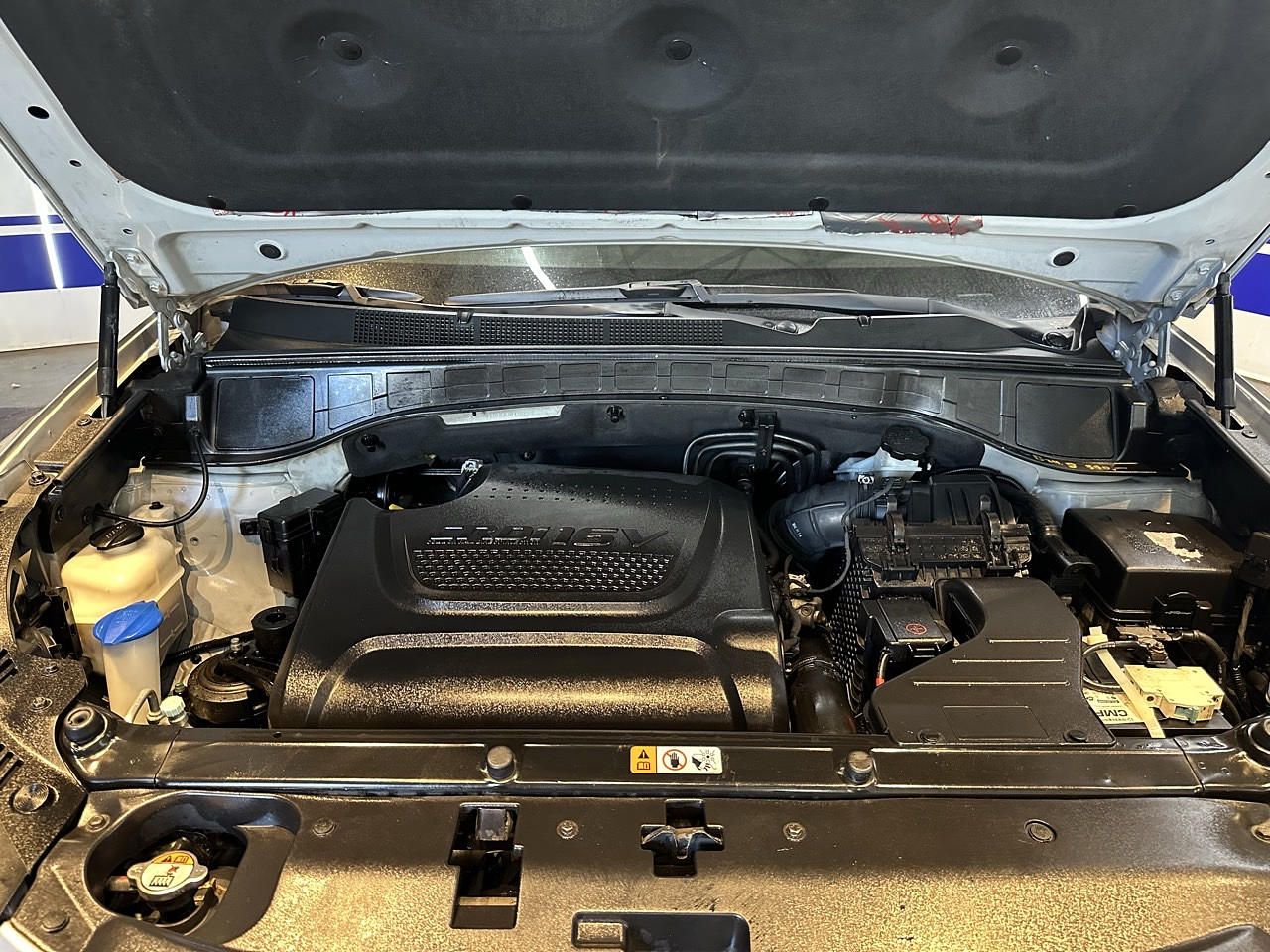 SANTAFE DM 2013 / 7PASAJEROS / 2WD / PANTALLA / DIESEL / DIESEL 31