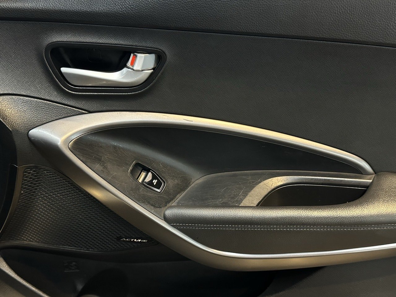 SANTAFE DM 2013 / 7PASAJEROS / 2WD / PANTALLA / DIESEL / DIESEL 17