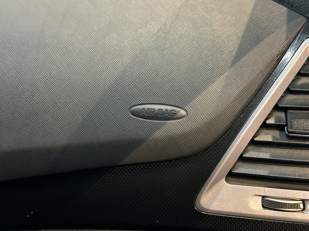 SANTAFE DM 2013 / 7PASAJEROS / 2WD / PANTALLA / DIESEL / DIESEL 22