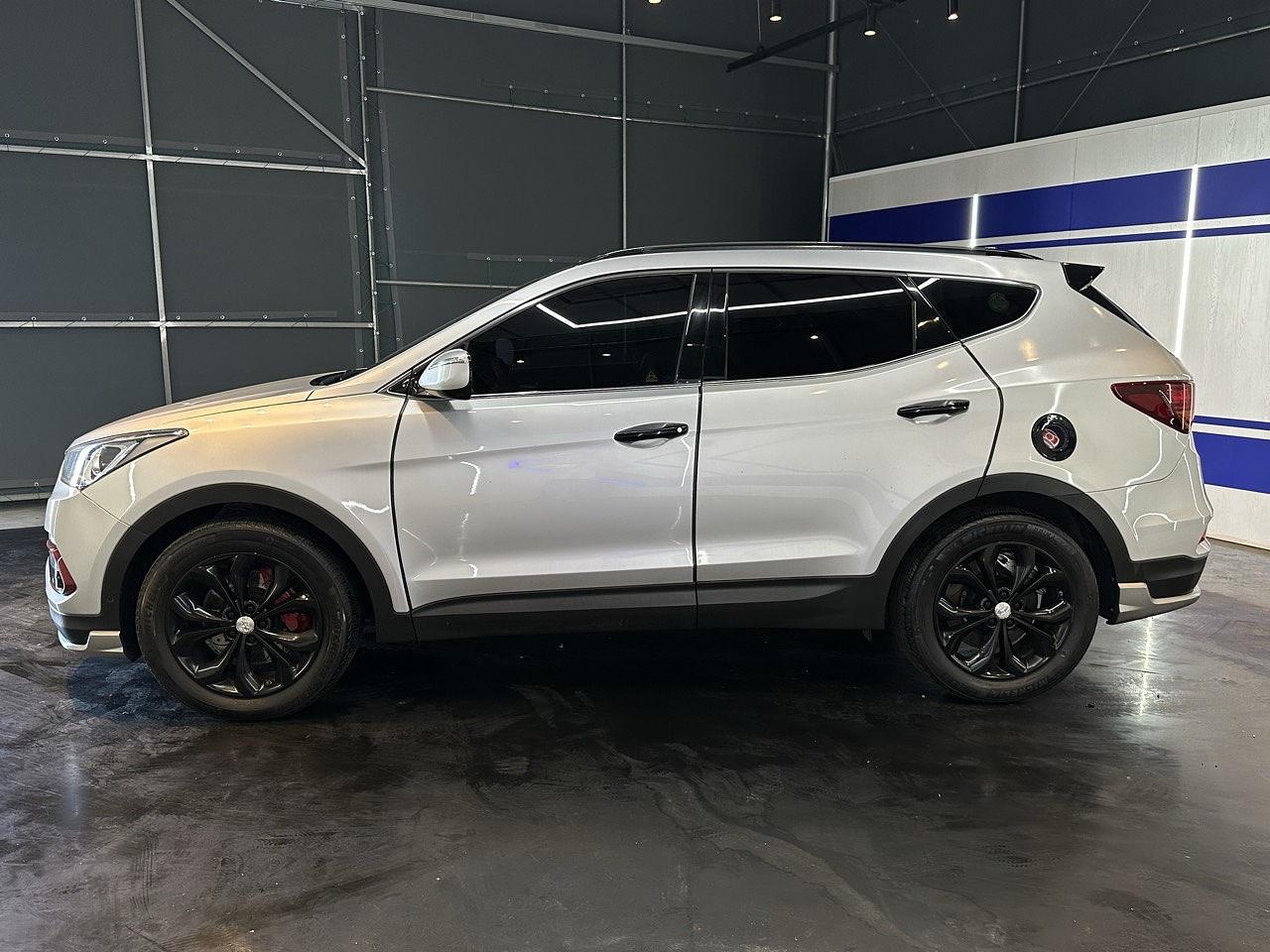 SANTAFE DM 2013 / 7PASAJEROS / 2WD / PANTALLA / DIESEL / DIESEL 5