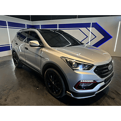 SANTAFE DM 2013 / 7PASAJEROS / 2WD / PANTALLA / DIESEL / DIESEL