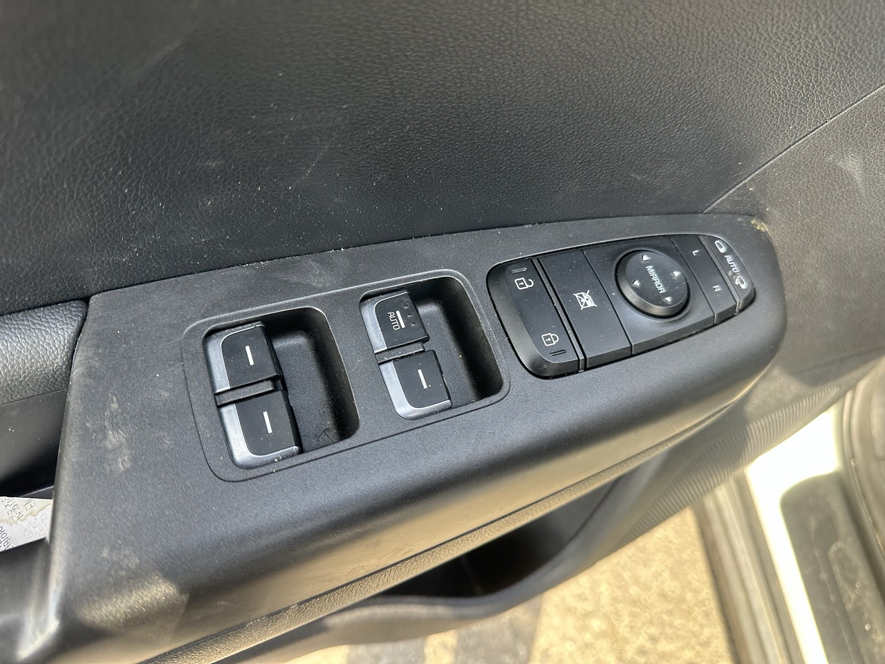 KIA SPORTAGE 2018 / SUNROOF / SMART KEY / DIESEL 1.7CC 10