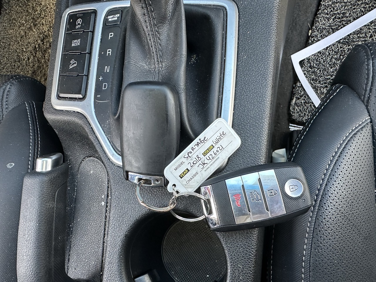 KIA SPORTAGE 2018 / SUNROOF / SMART KEY / DIESEL 1.7CC 14