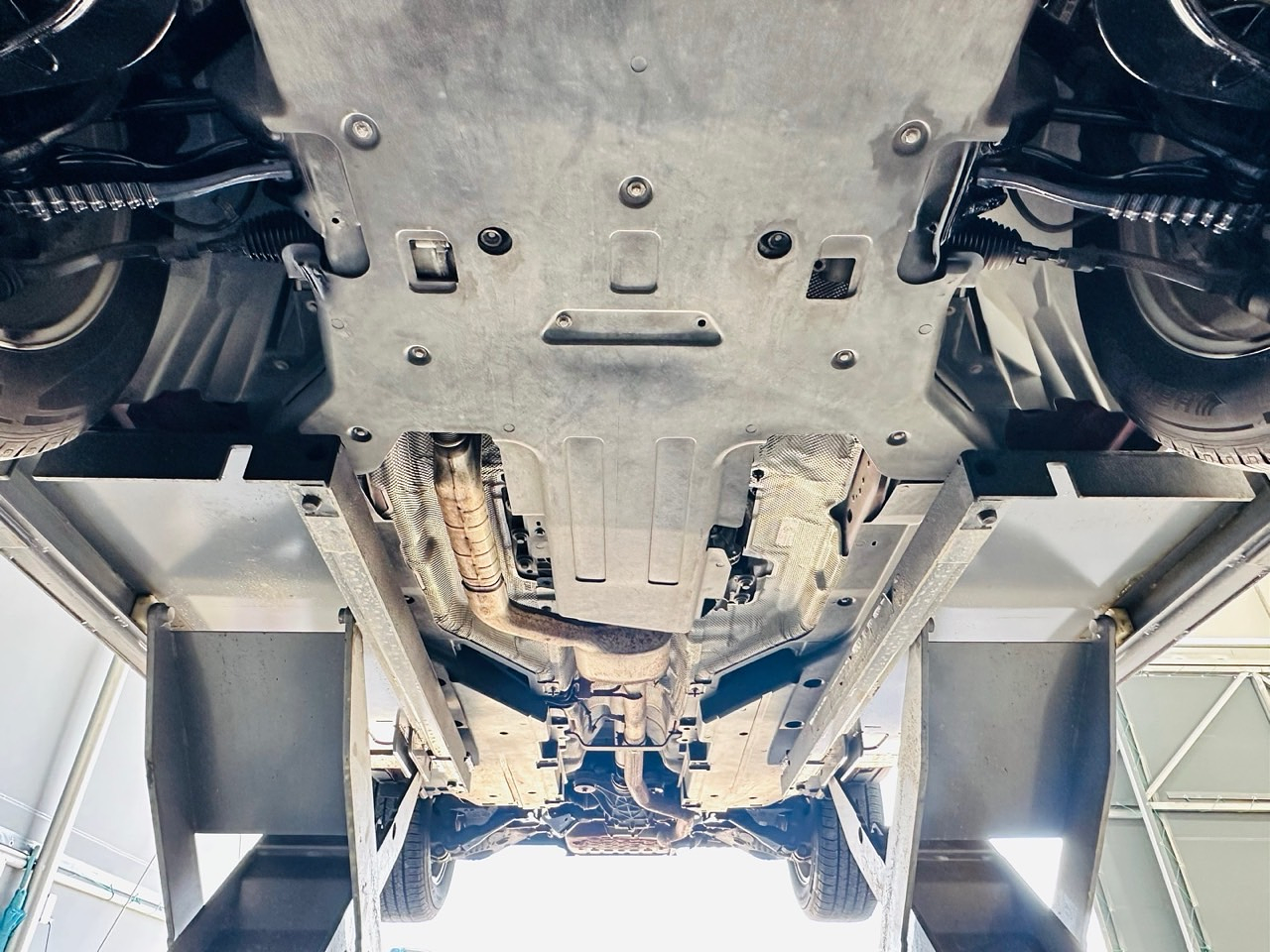 JAGUAR F-PACE 2018 / SUNROOF / 4WD / SMART KEY / FULL EQUIPO / DIESEL 33