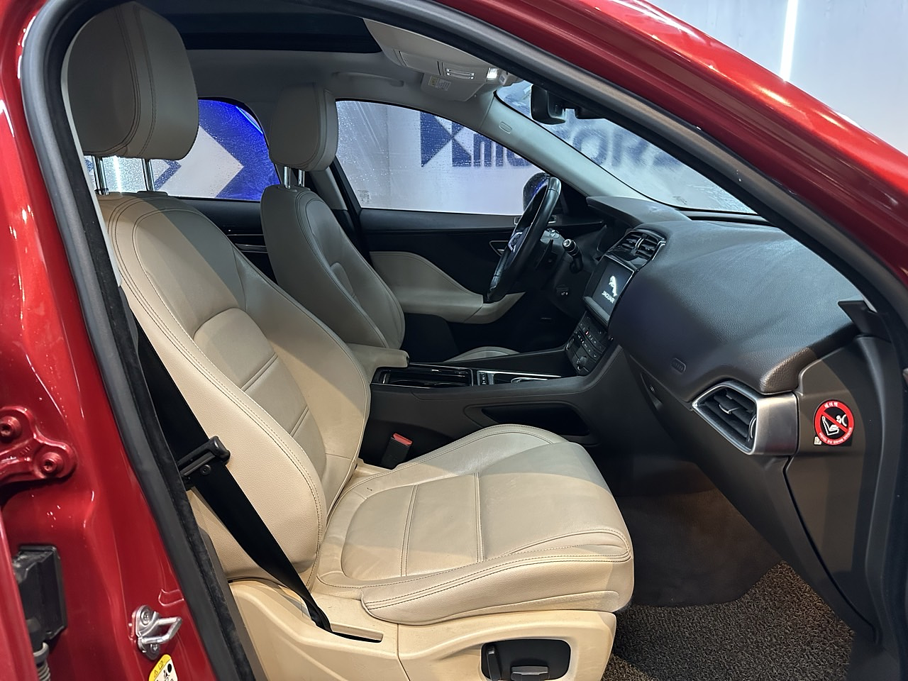 JAGUAR F-PACE 2018 / SUNROOF / 4WD / SMART KEY / FULL EQUIPO / DIESEL 20