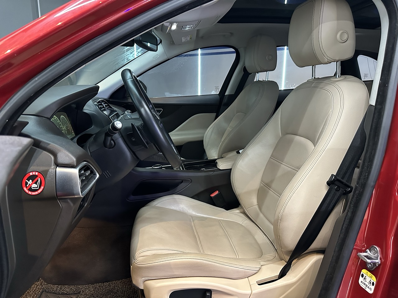 JAGUAR F-PACE 2018 / SUNROOF / 4WD / SMART KEY / FULL EQUIPO / DIESEL 10