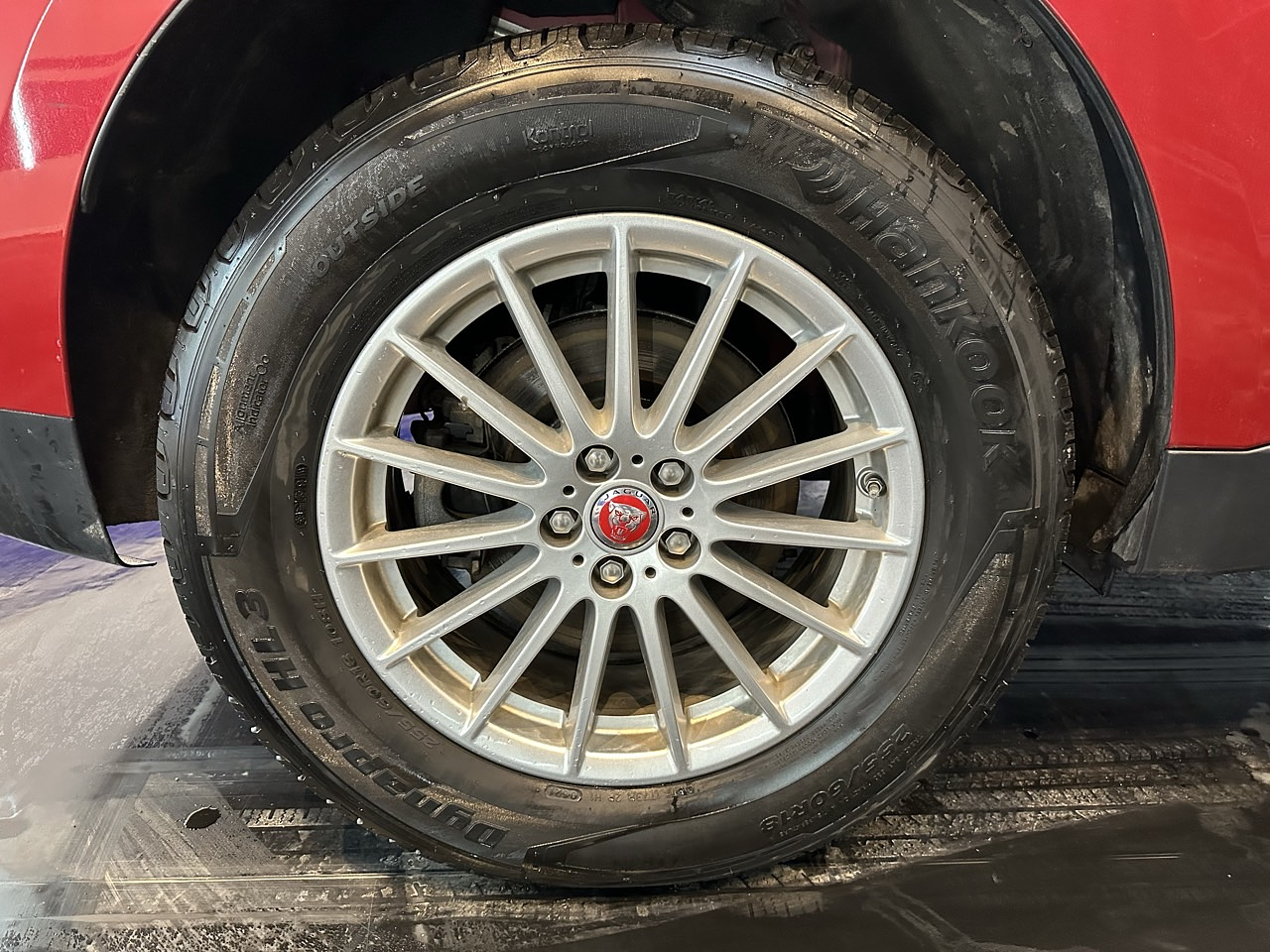 JAGUAR F-PACE 2018 / SUNROOF / 4WD / SMART KEY / FULL EQUIPO / DIESEL 39