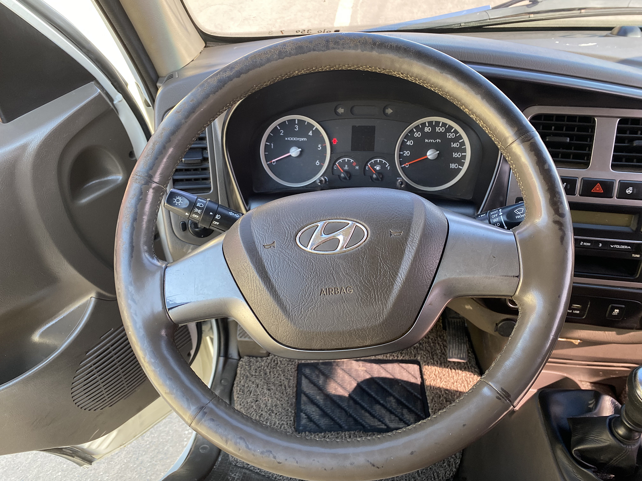 HYUNDAI PORTER 2018 / DOBLE CAB / MECÁNICA / DIESEL 23